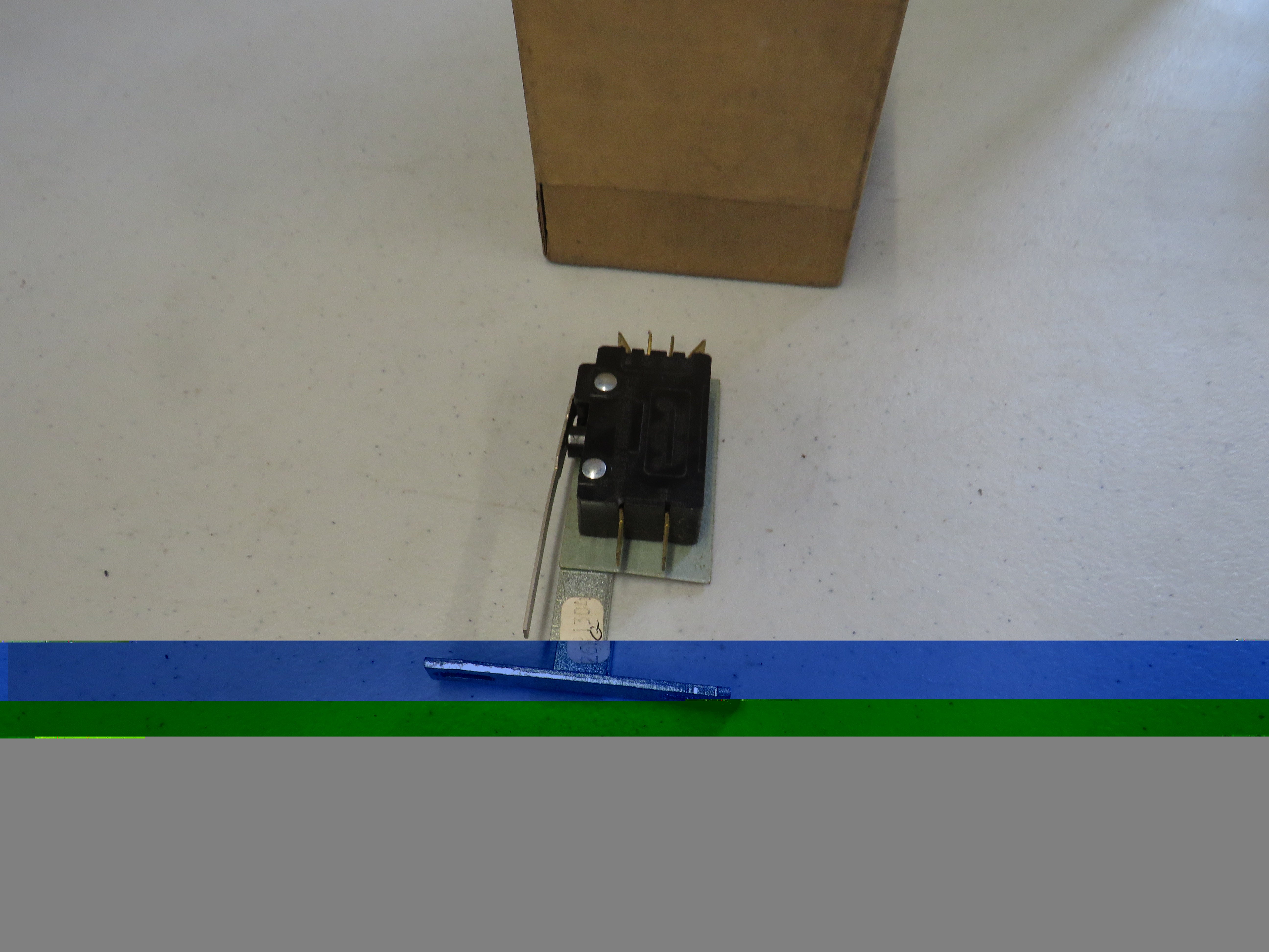 G20 Cherry Electric Power Corp 26P-1304G Switch 0.1Amp 125 VAC 2/12/2026 THIS PART IS IN STOCK 2/12/2026
