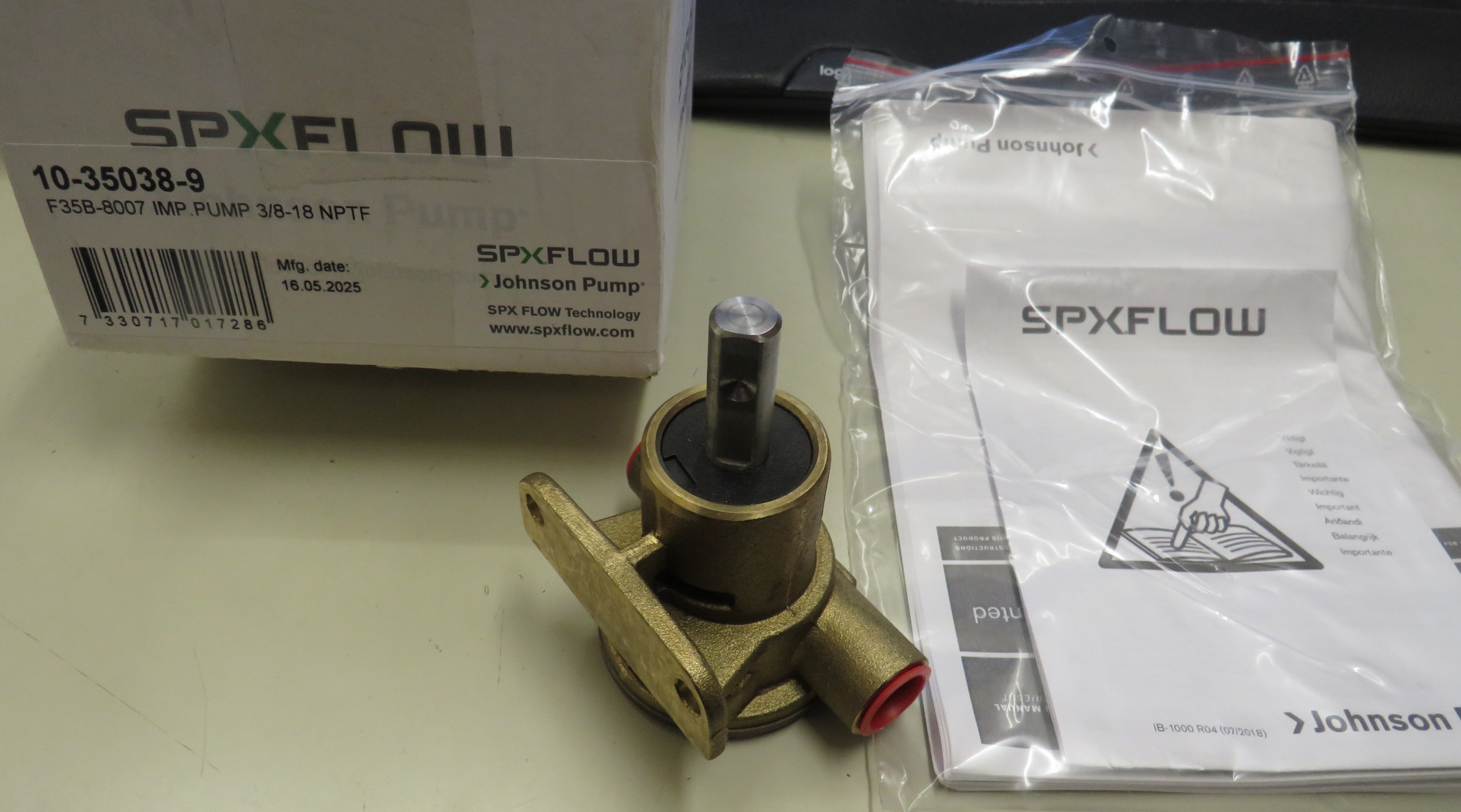 10-35038-9 Johnson Engine Cooling Pump (F35B-8007) 3/8-18 NPTF Replaces Onan Faryman (Full Cam) 10/29/2025 THIS PART IS IN STOCK 10/29/2025