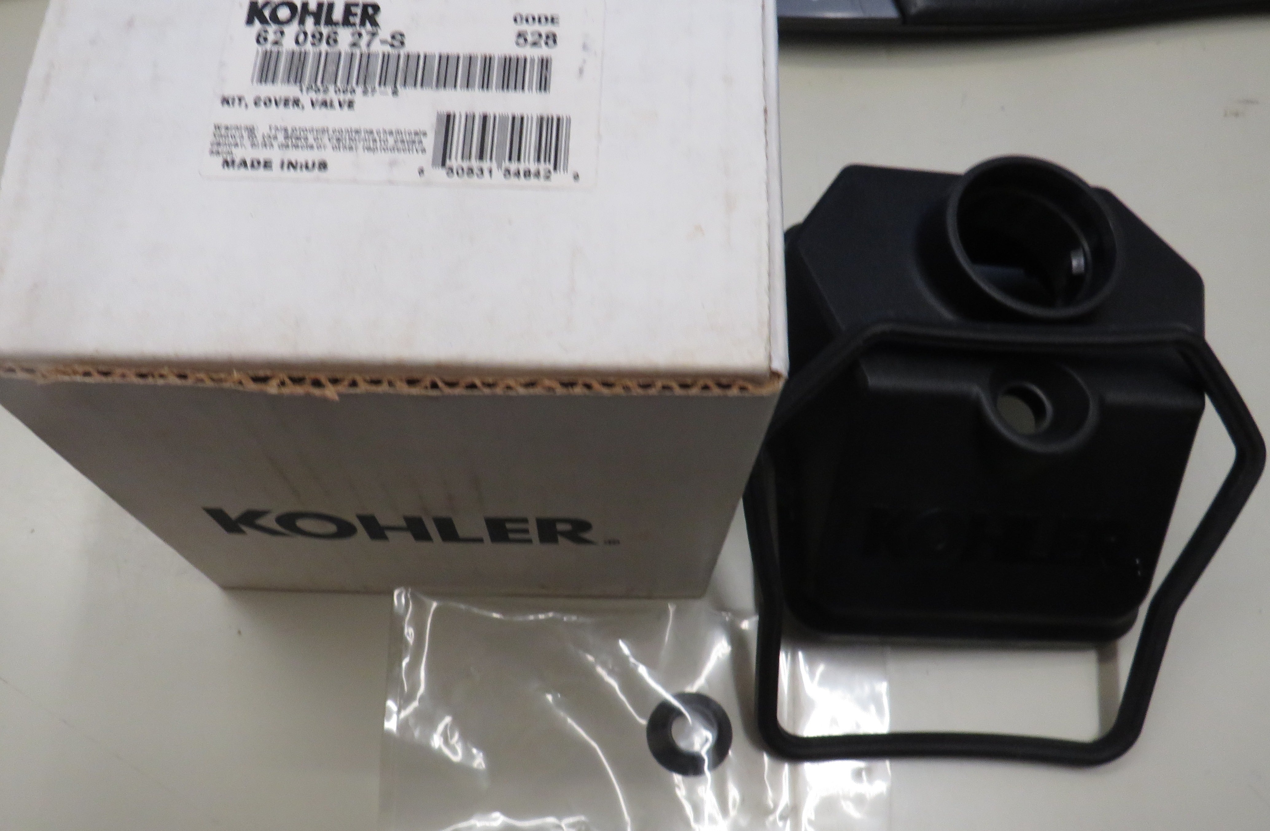 62 096 27-S Kohler Rehlko Valve Cover Kit 12/3/2025 THIS PART IS IN STOCK 12/3/2025