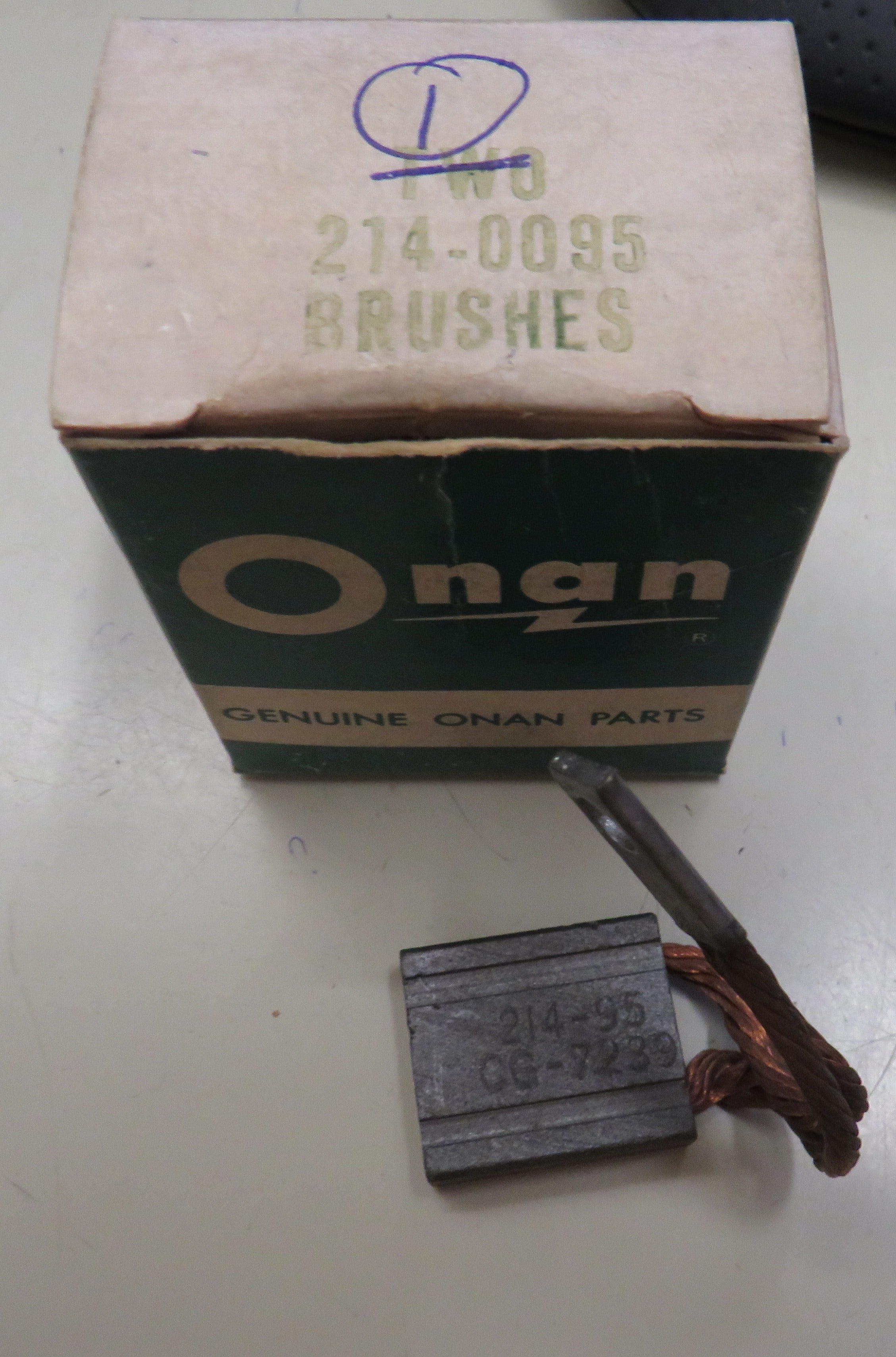 214-0095 Onan Brushes (Pk 1) For DC Gen 8/12/2026 THIS PART IS IN STOCK 8/12/2026