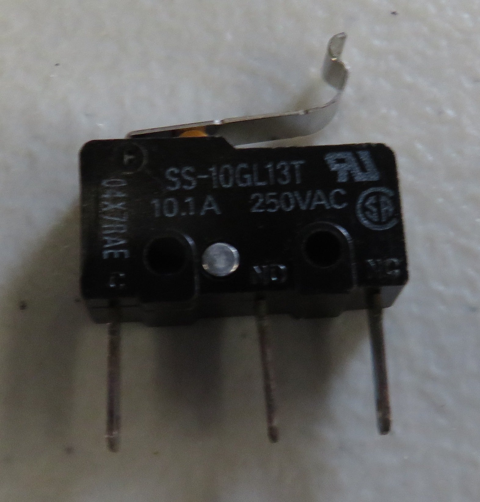 308-1099 Onan 308-1099 Subminiature Switch 1/29/2026 THIS PART IS IN STOCK 1/29/2026