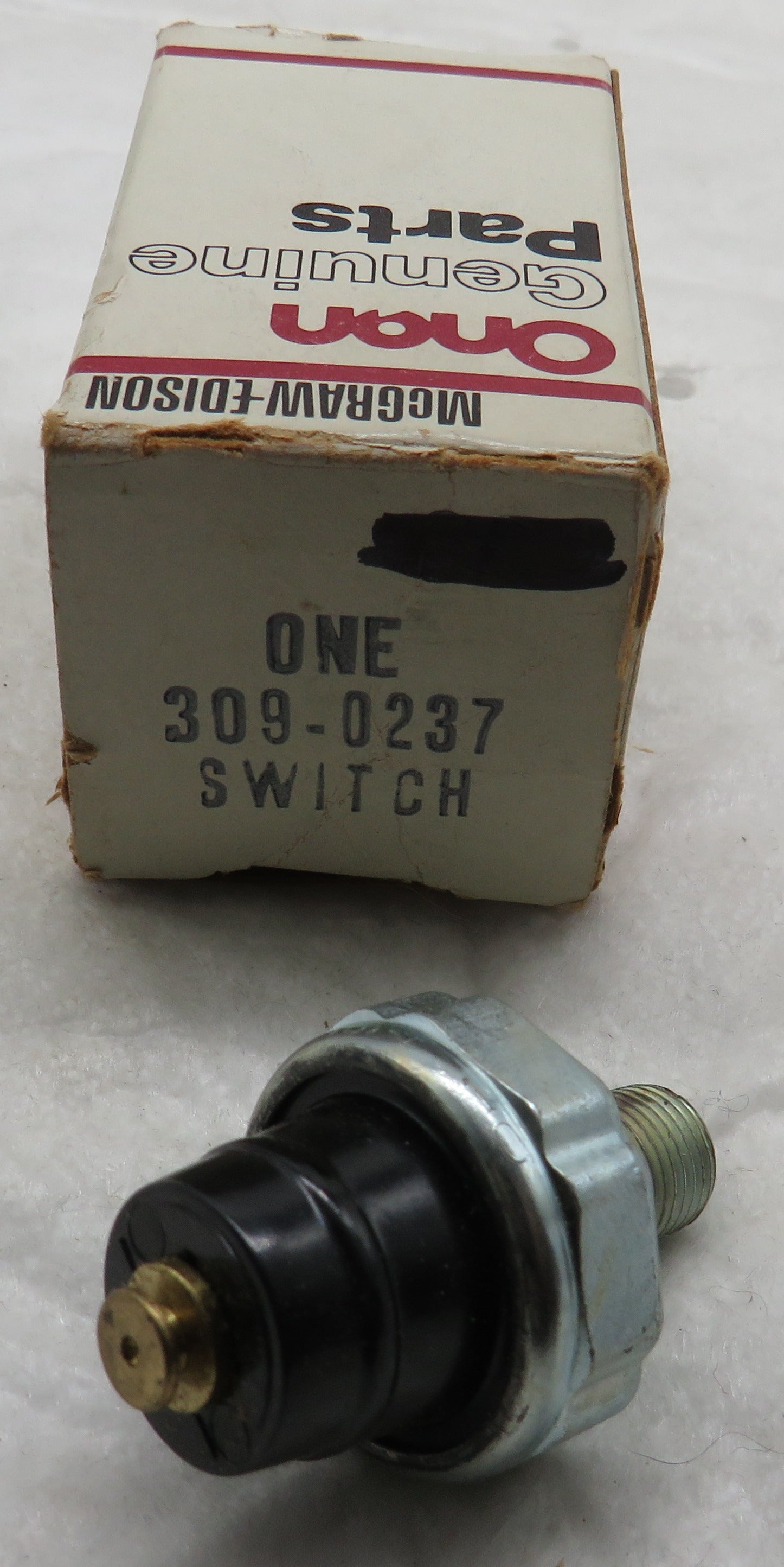 Onan 309-0237 Low Oil Pressure Switch @ 8-10 Psi @ lowering pressure OBSOLETE for B43M-GA016 Industrial Engines Spec A-C 