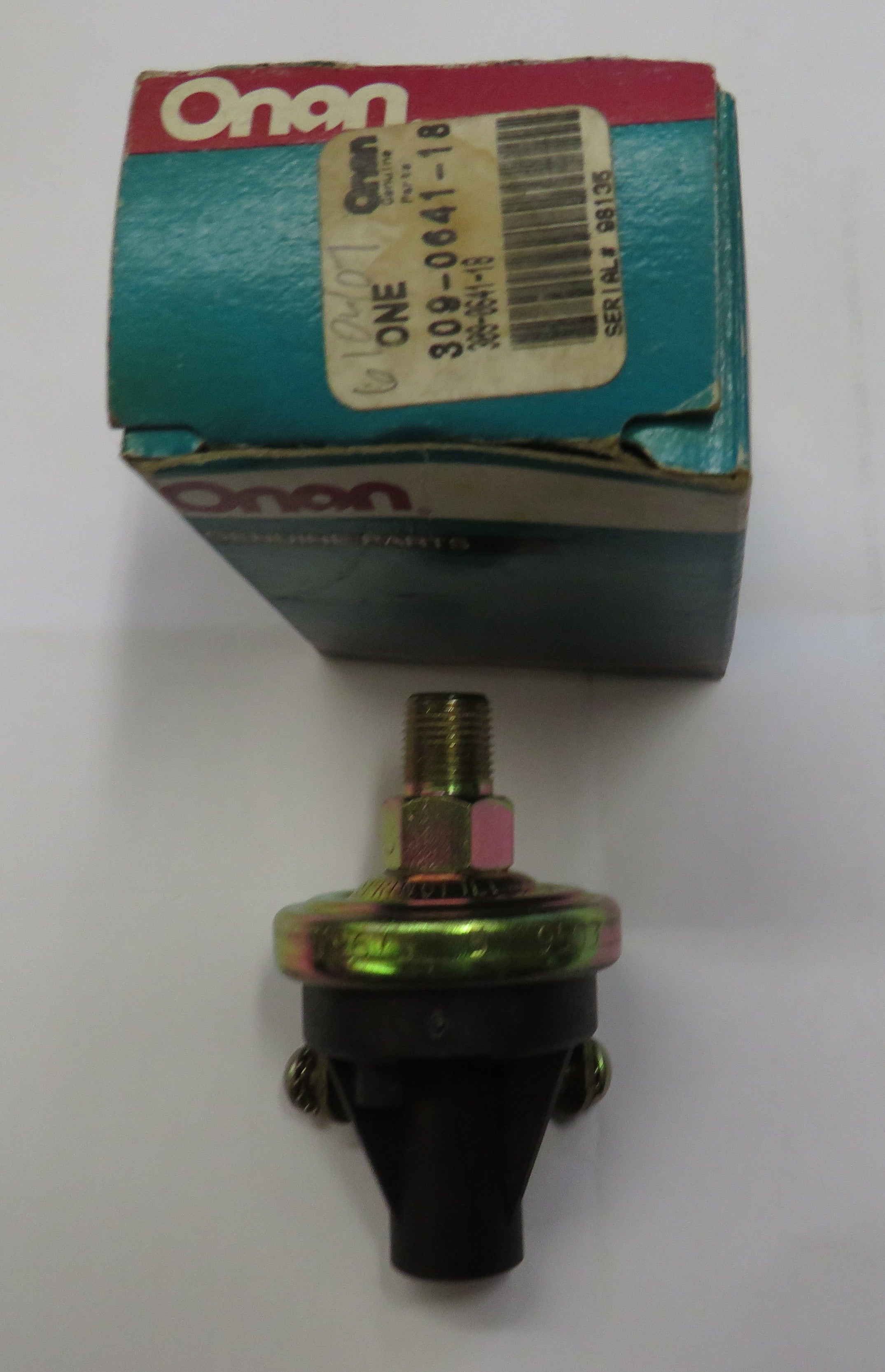 Onan 309-0641-18 Onan Low Oil Pressure Switch Rated at 5 Psi OBSOLETE (Replaces older 309-0105) 9/21/2026 THIS PART IS IN STOCK 9/21/2026