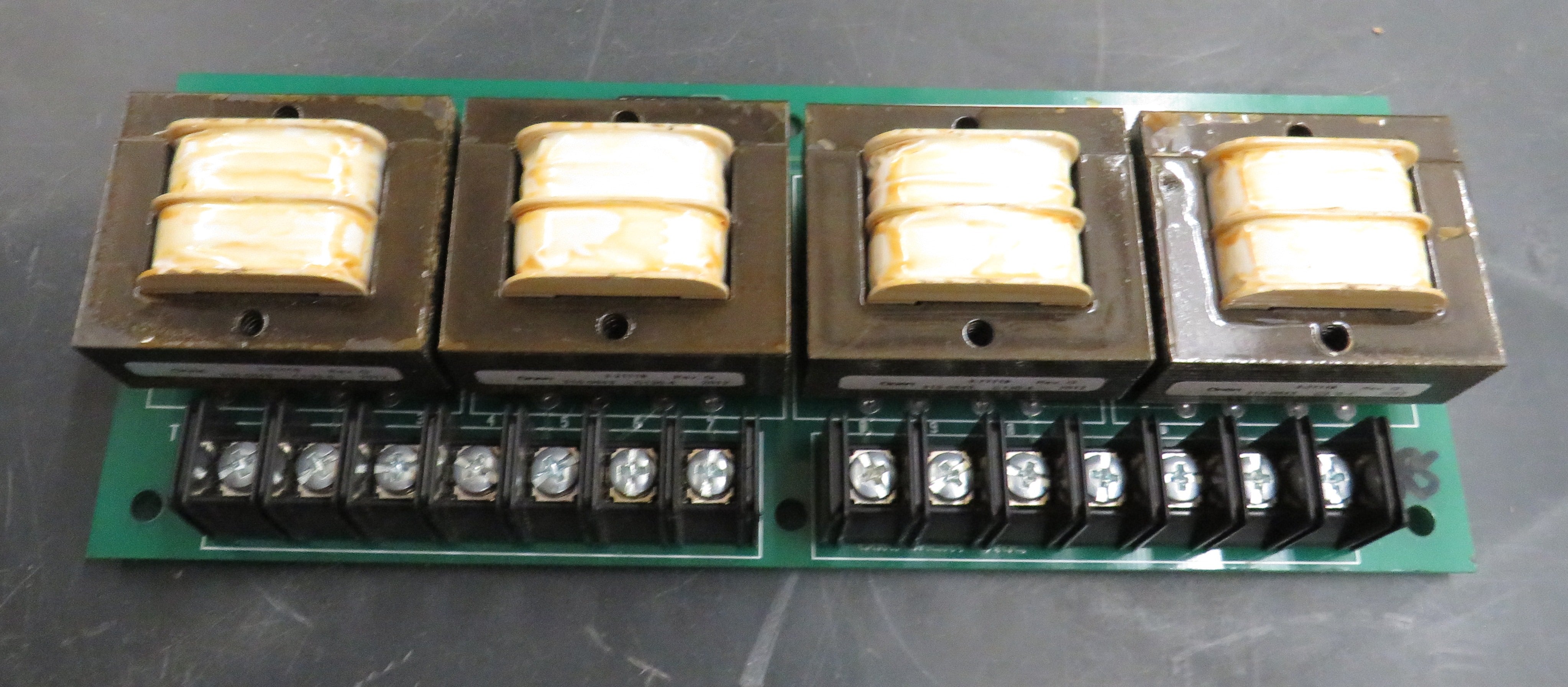 332-2861 Type G Onan 300-3092 Transformer Board Power Sentry Circuit Board Switch 4/16/2026 THIS PART IS IN STOCK 4/16/2026