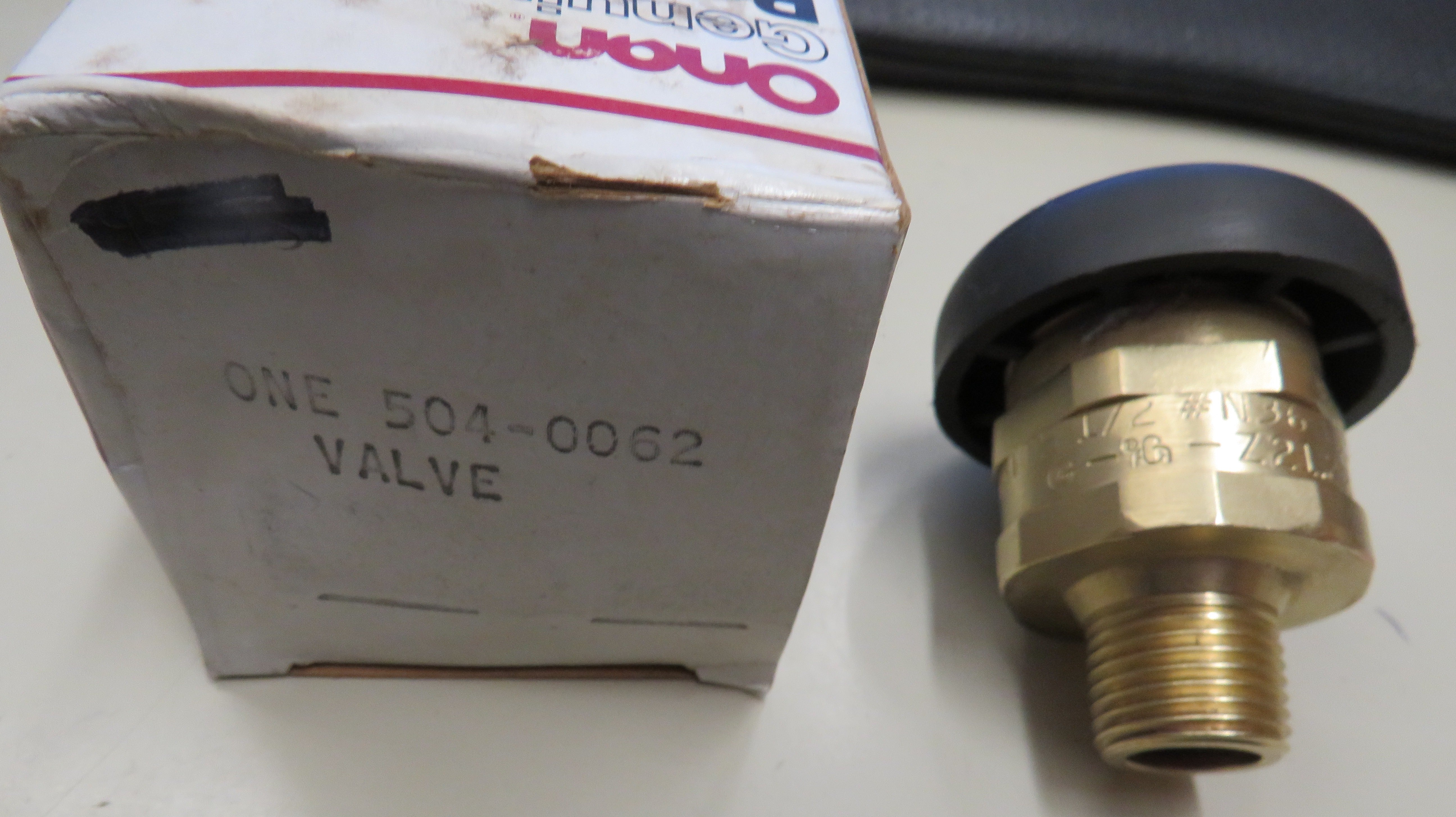 504-0062 Onan Vacuum Relief Valve OBSOLETE For KB-KR Electric Generating Sets 3/26/2024 THIS PART IS IN STOCK 3/26/2024