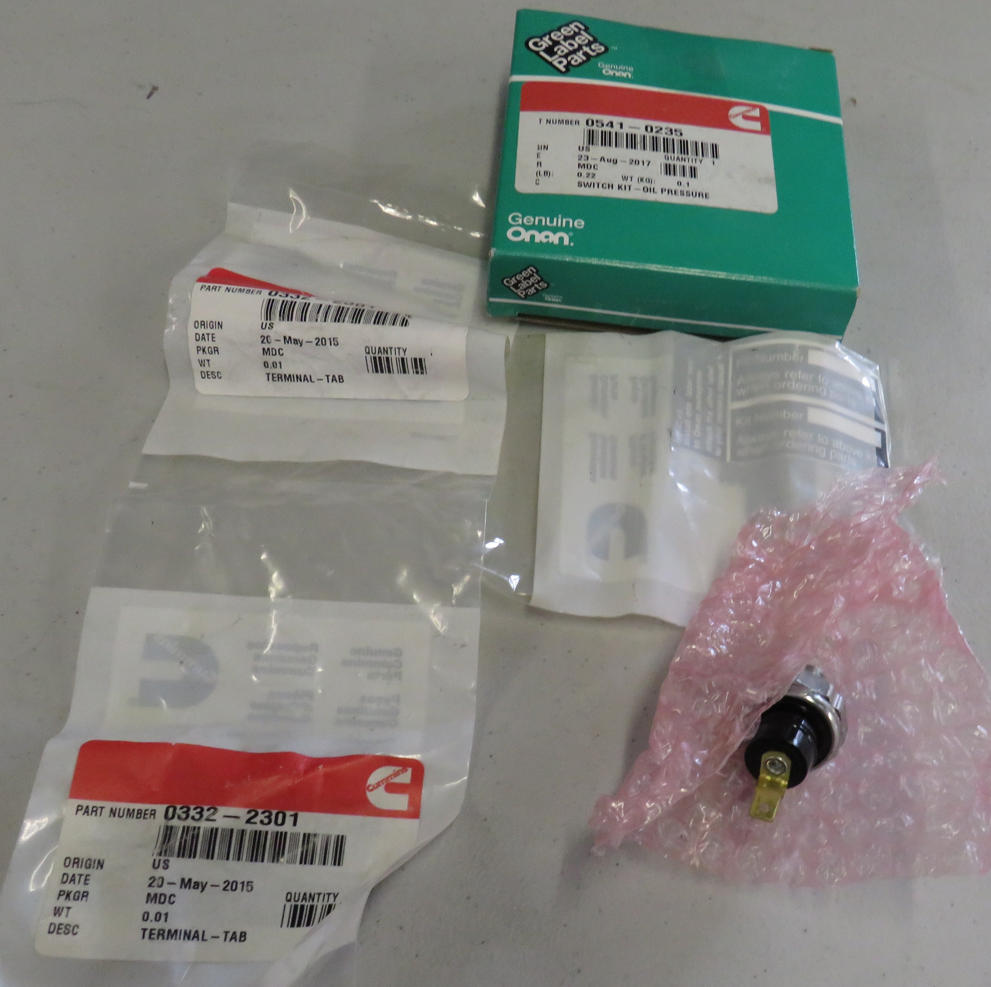 541-0235 Onan 541-0235 Oil Pressure Switch Kit 2/3/2026 THIS PART IS IN STOCK 2/3/2026