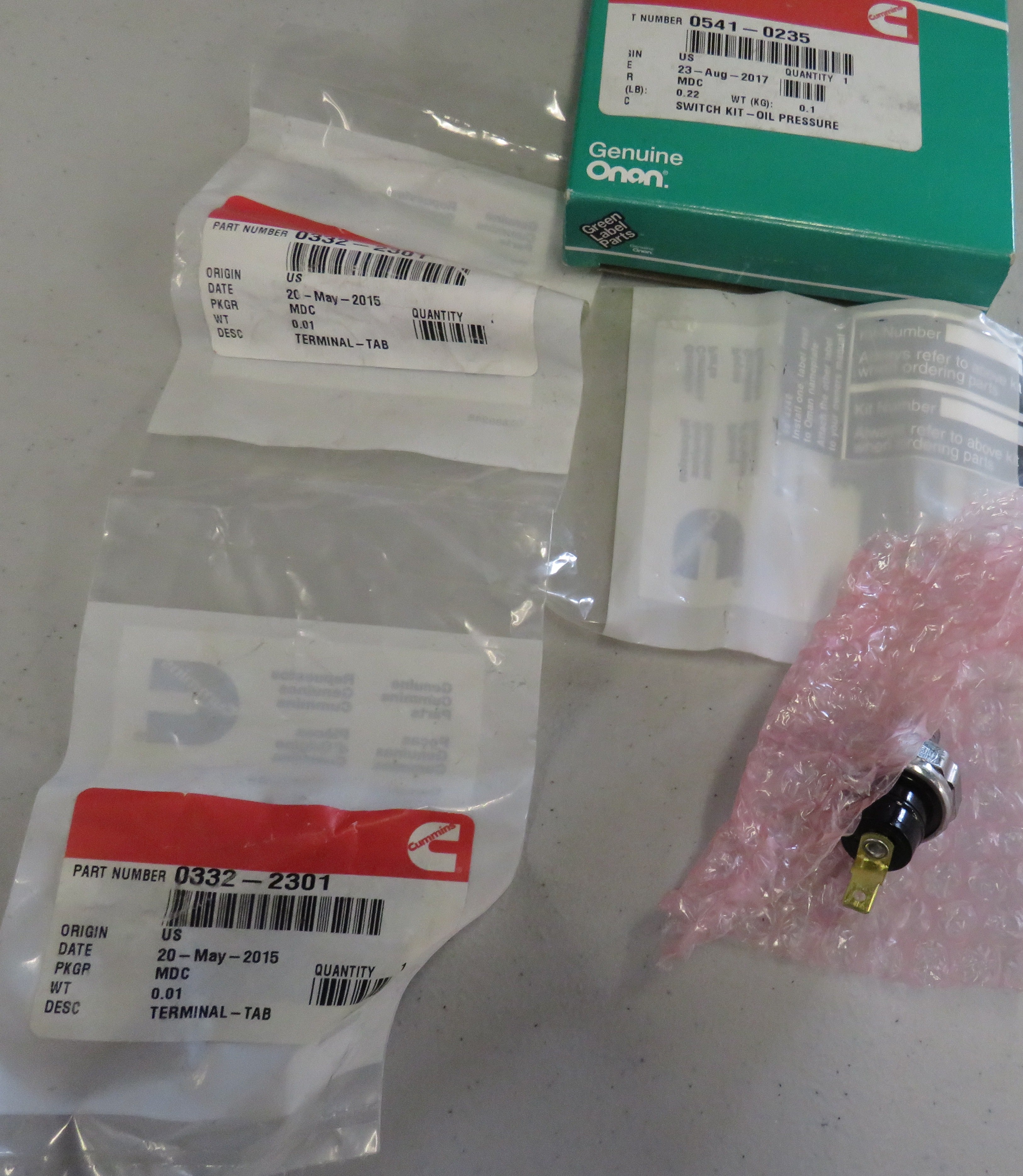 541-0235 Onan 541-0235 Oil Pressure Switch Kit 2/3/2026 THIS PART IS IN STOCK 2/3/2026