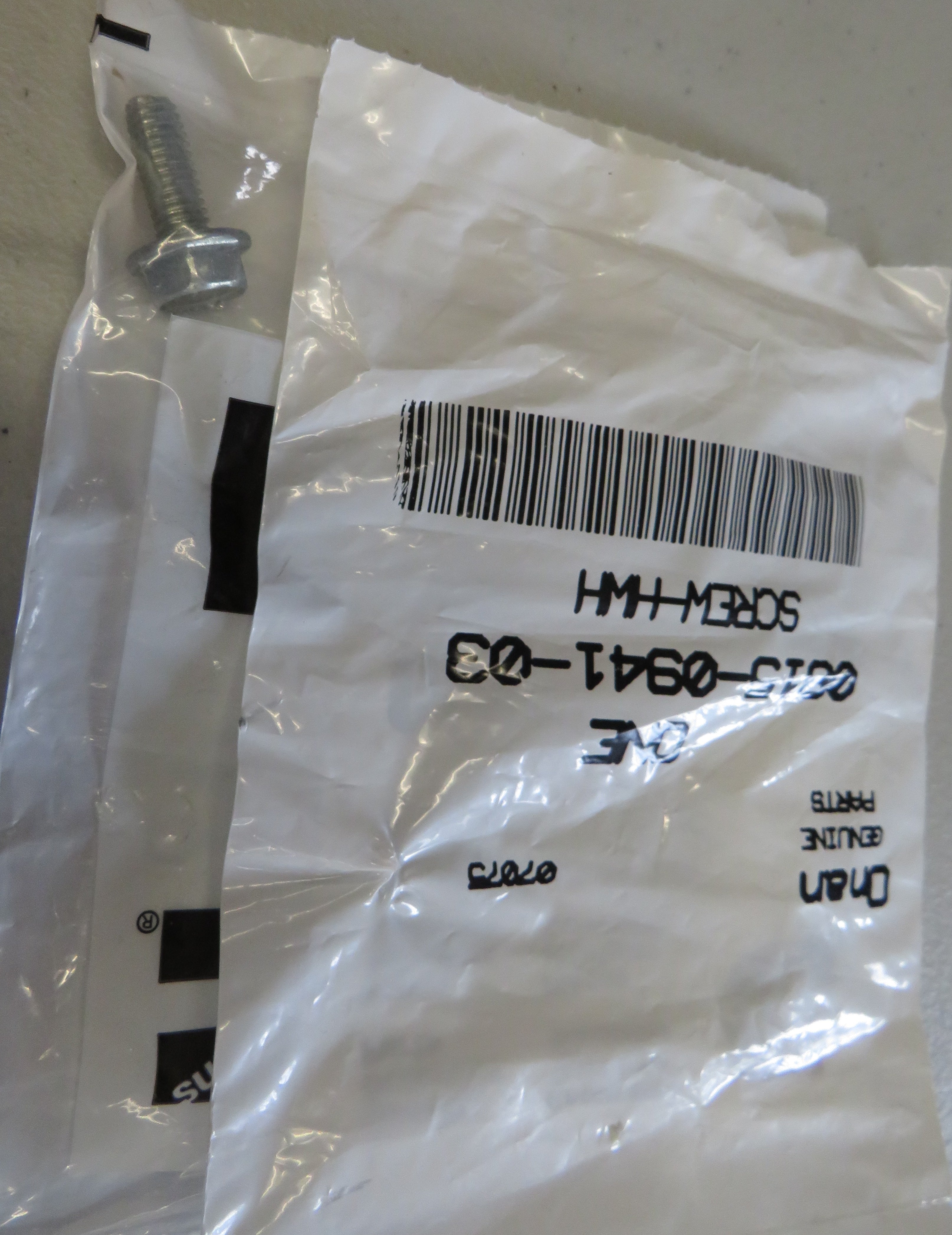 815-0941-03 Cummins 815-0941-03 Slotted HWH Threaded Form Screw 1/29/2026 THIS PART IS IN STOCK 1/29/2026