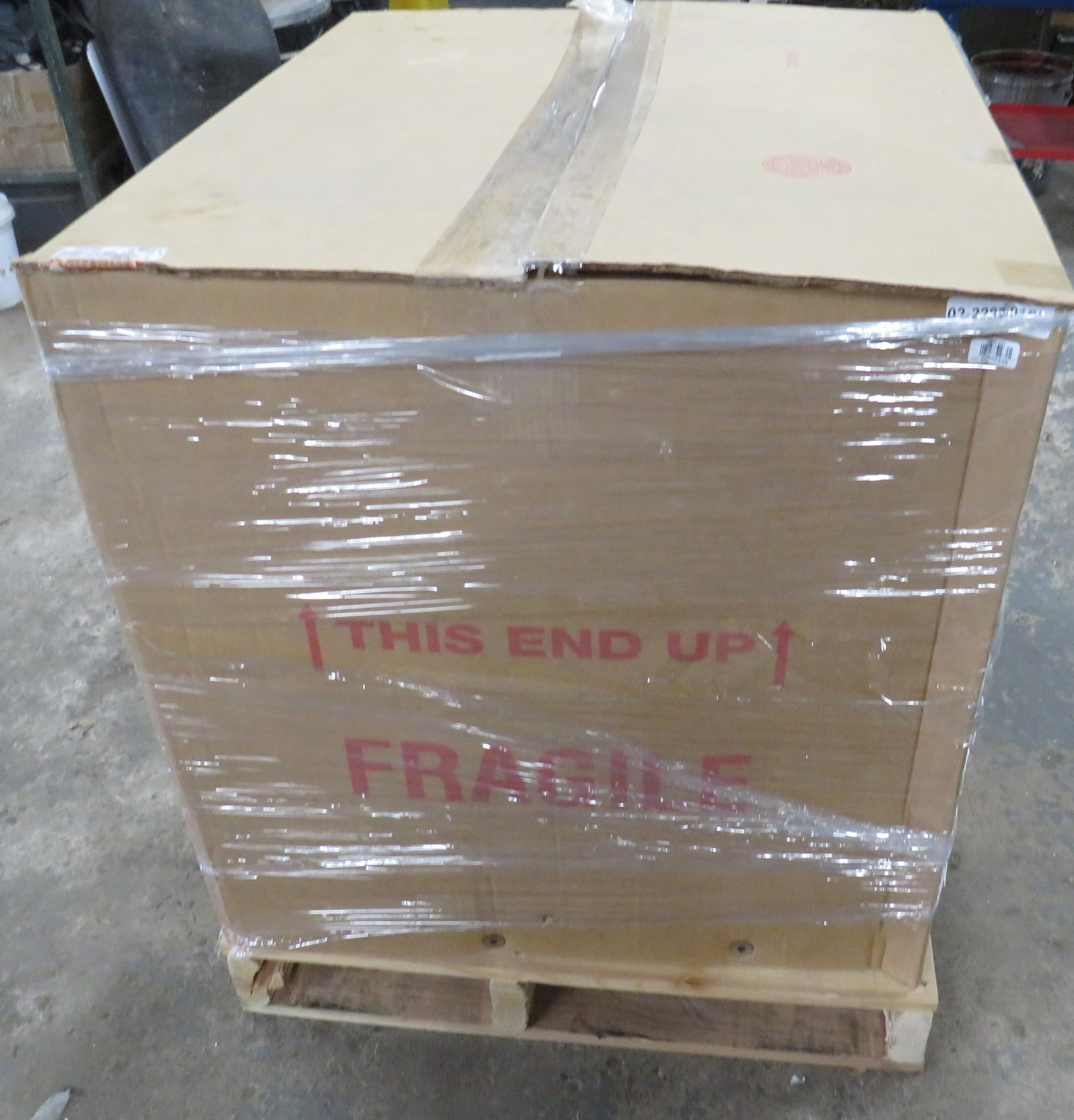 TracVision UHD7 01-0423-01SL Free Freight to Contential United States of America ONLY 9/29/2026 THIS ITEM IS IN STOCK 9/29/2026