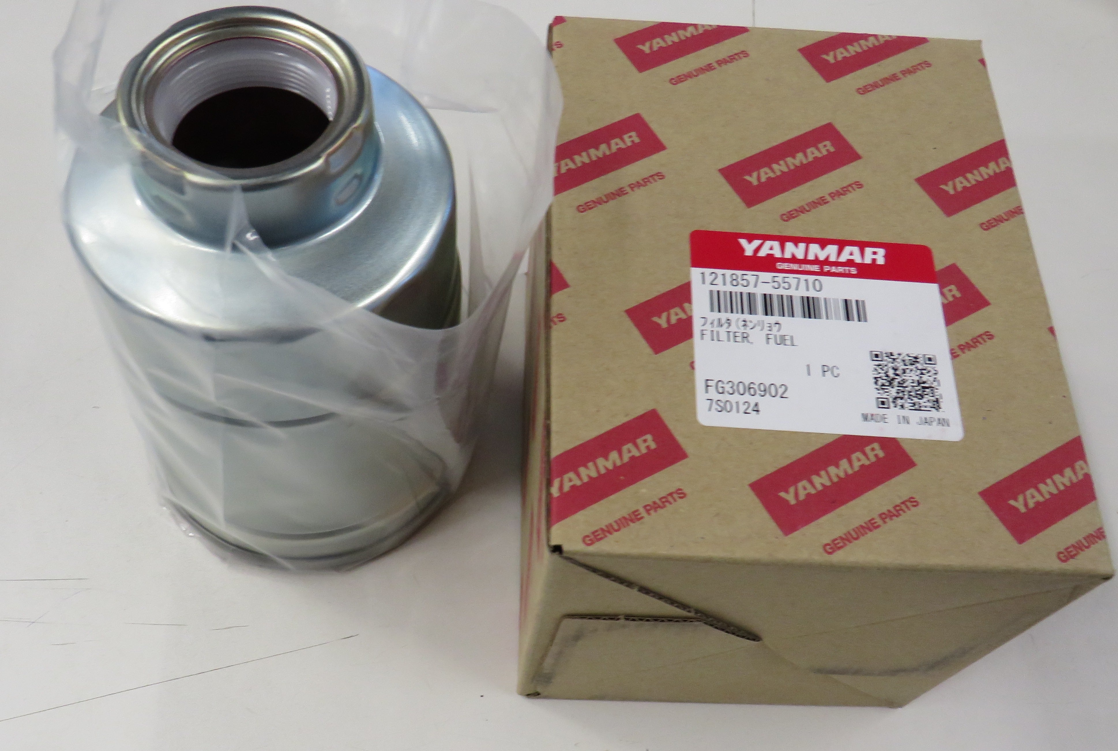 Yanmar 121857-55710 Fuel Filter 4LH-TE/HTE, 4JH45, 4JH57, 4JH80, 4JH110 **REPLACES 121857-55710-12** 10/18/2025 THIS PART IS IN STOCK 10/18/2025