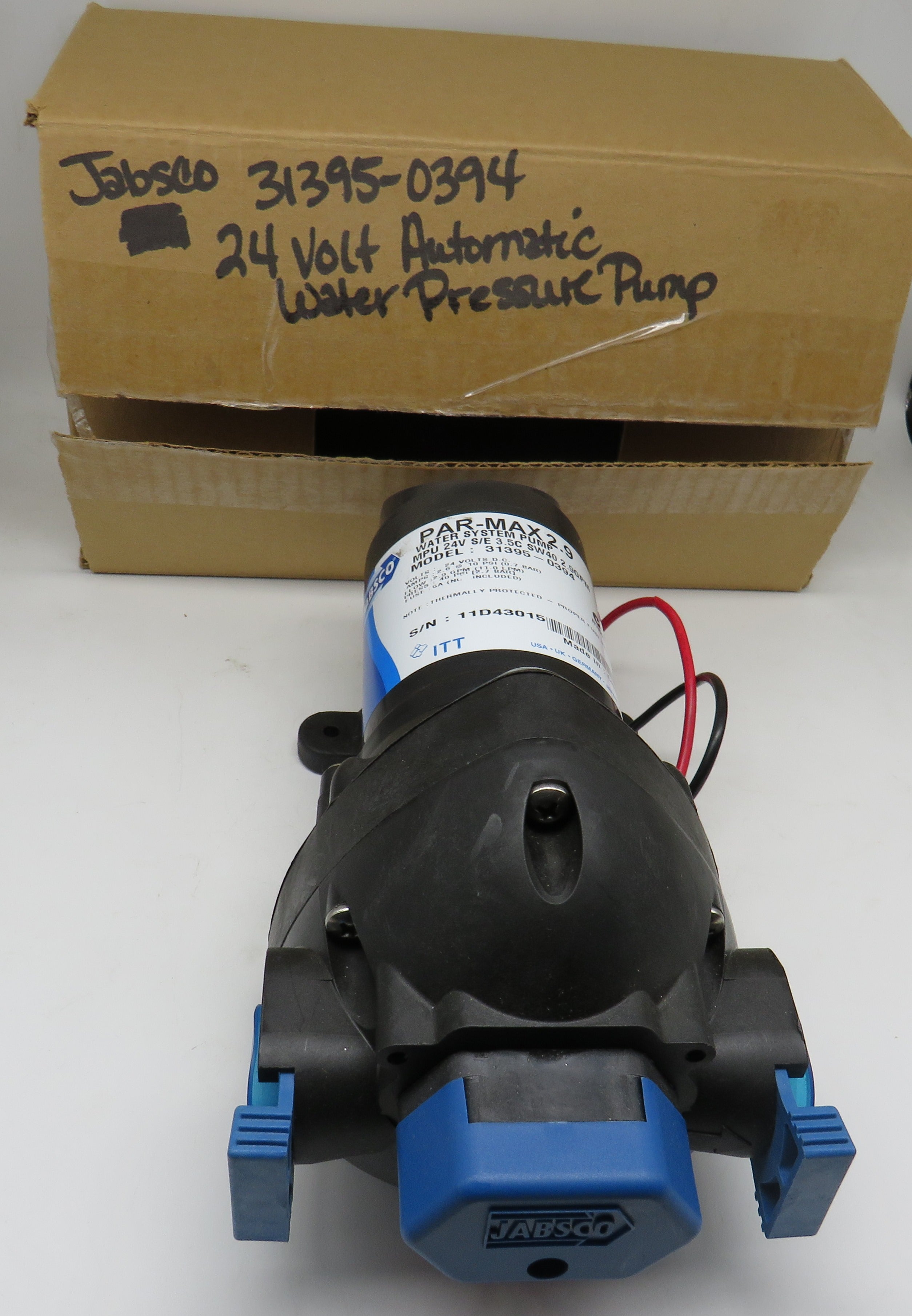 31395-0394 Jabsco 24 Volt Automatic Water Pressure Pump Max Series 2.9 for 3+ Outlets