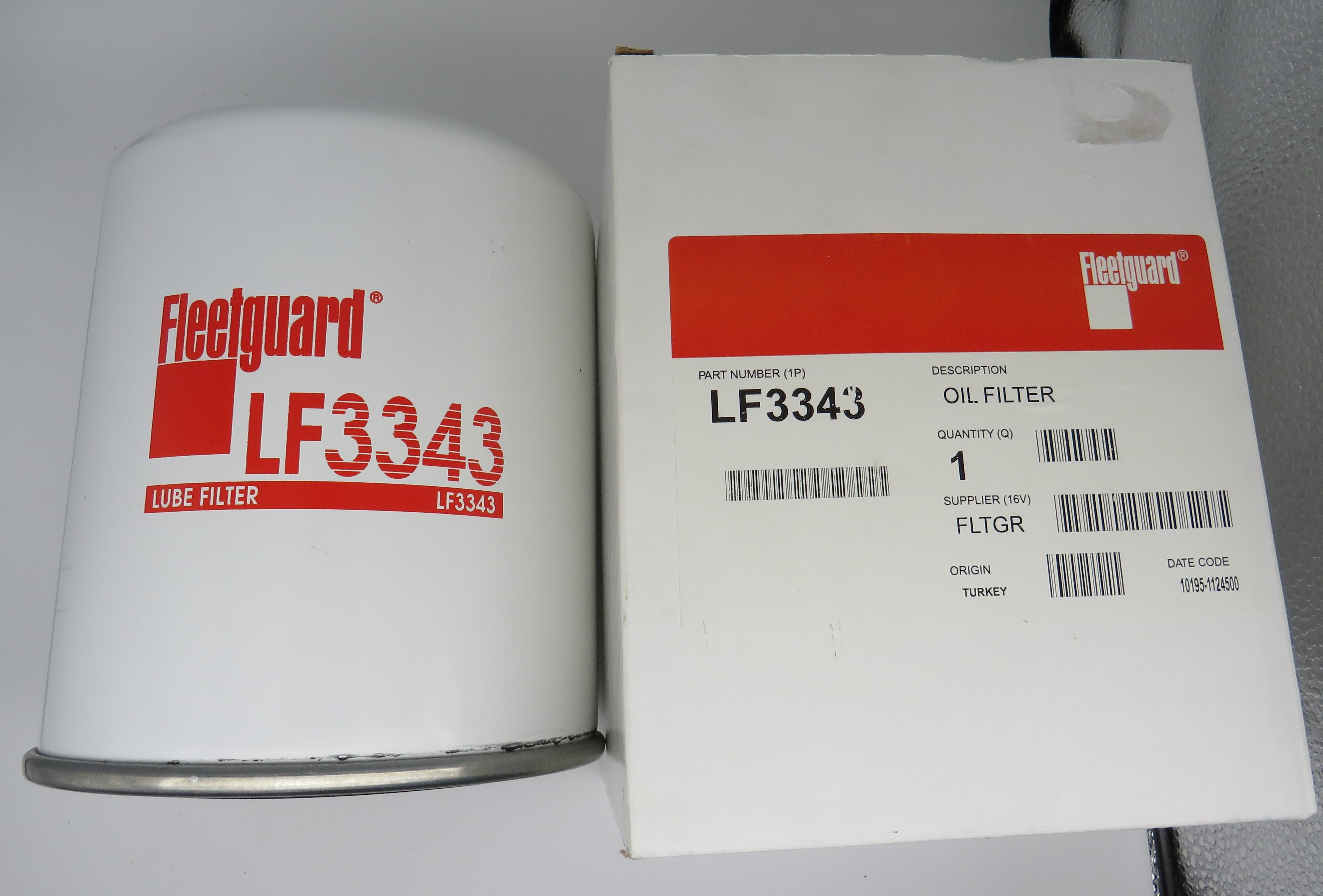 LF3343 Onan Cummins Fleetguard Lube Oil Filter 