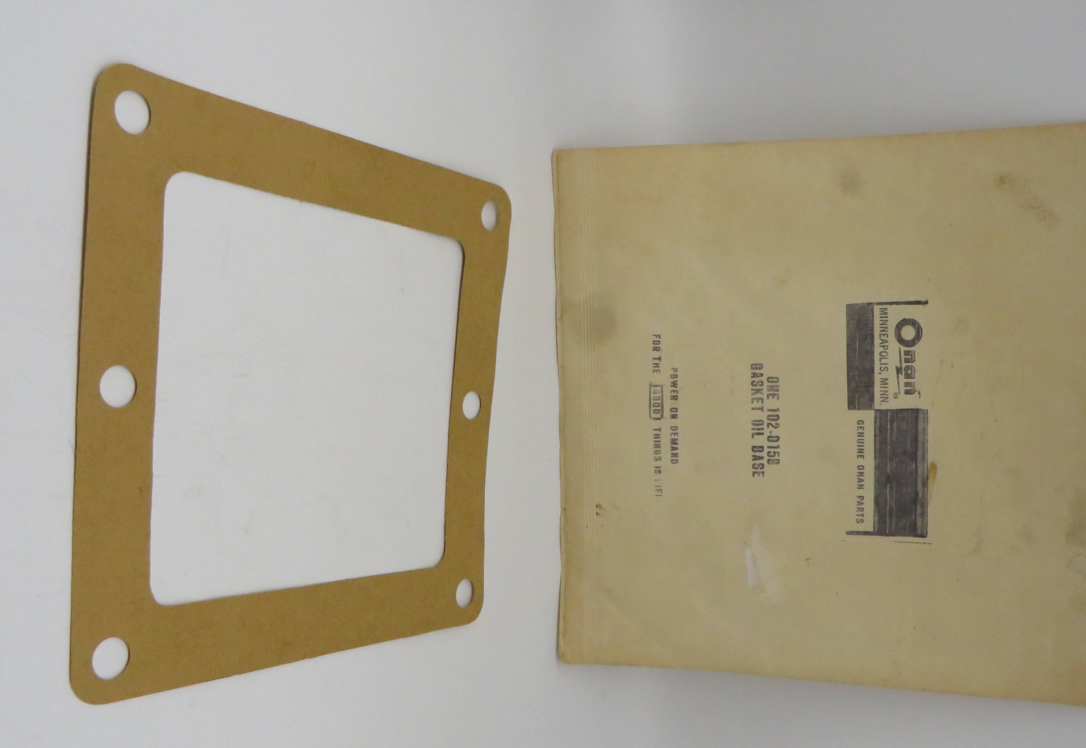 102-0158 Onan Oil Base Gasket (Replaced to New#102-1369) For CCK CCKA CCKB 