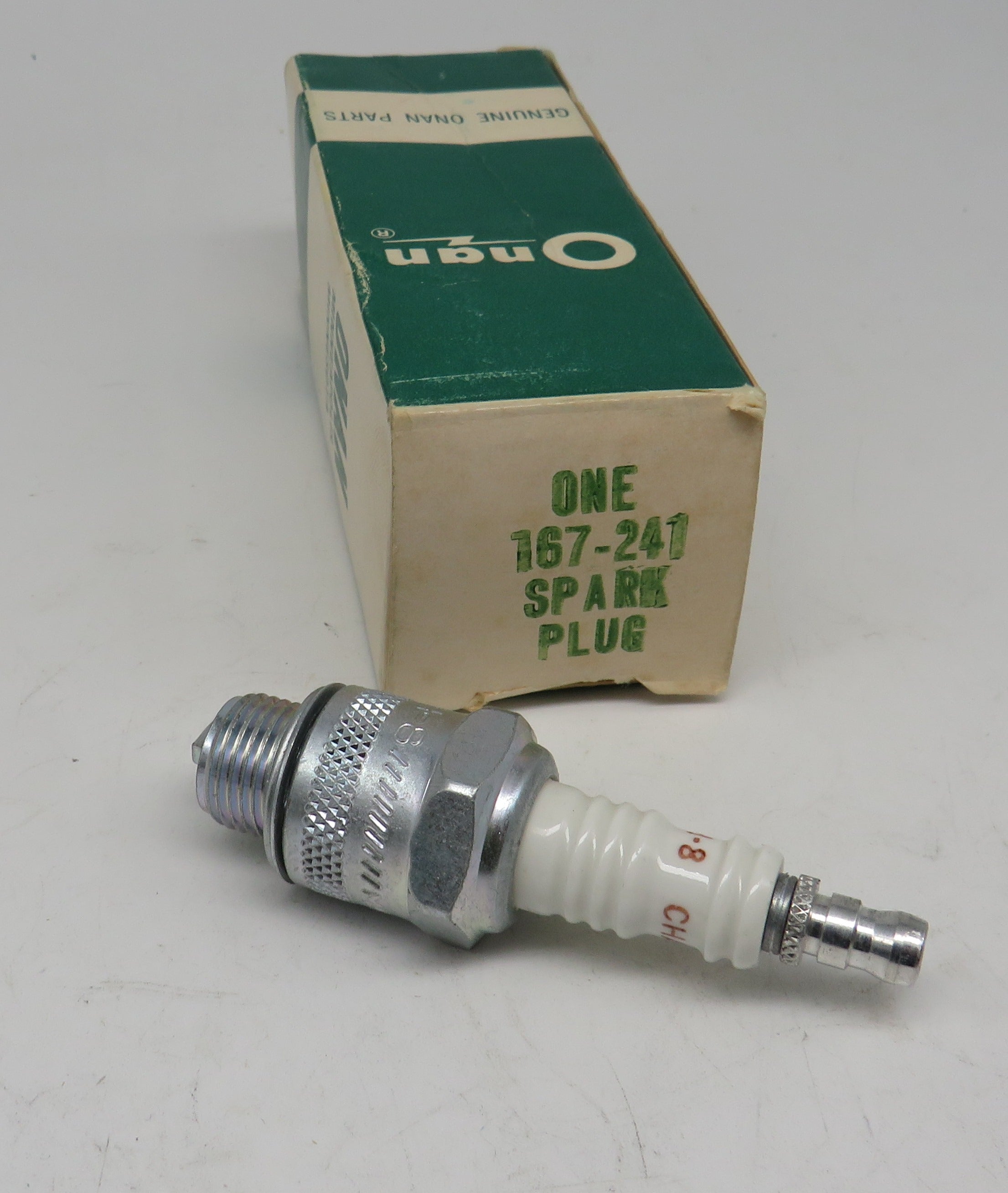 167-0241 Onan Spark Plug For 4.0 CCK, 6.5 MCCK & 15JC 2/1/2024 THIS PART IS IN STOCK 2/1/2024